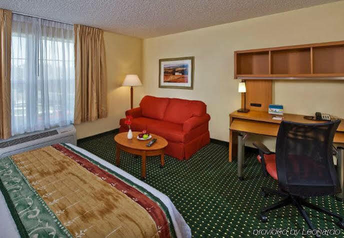 Towneplace Suites By Marriott Clinton At Joint Base Andrews Exterior foto